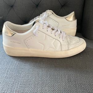 Vintage Havana sneaker size 8